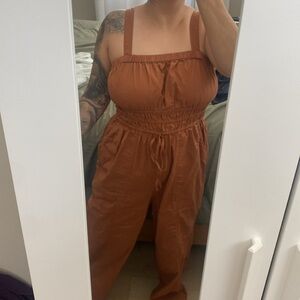 Universal thread jumpsuit